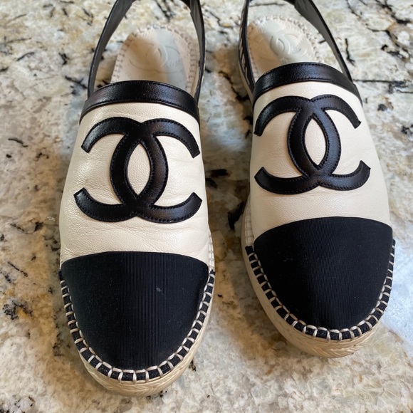 💖SOLD 💖Chanel Espadrille Sandal - Picture 10 of 16
